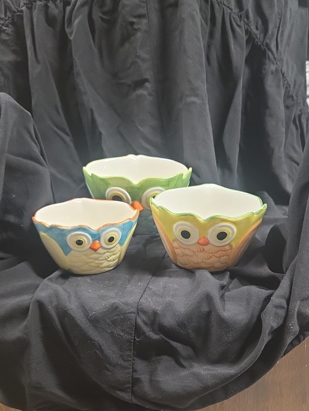Pier 1 Hand-Painted Owl Ceramic Bowls in Blue, Green, Yellow - Set of 3